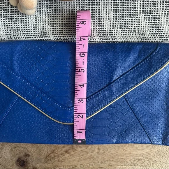 VINTAGE OVERSIZED STEVE MADDEN ENVELOPE BAG - Picture 5 of 16